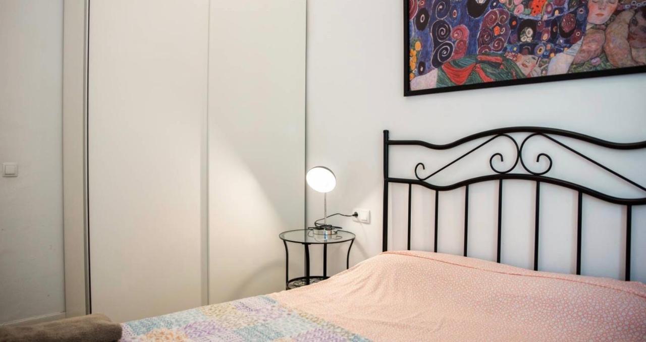 Eixample Apartments - Pova Barcelona Exterior photo